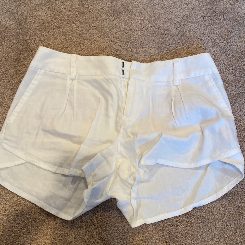 Alice and Olivia linen shorts